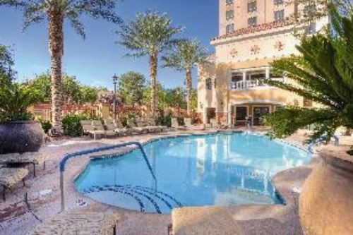 Grand Desert Resort by ResortShare image 7